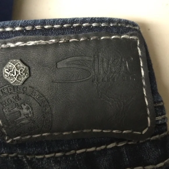 Silver Jeans - Picture 6 of 6